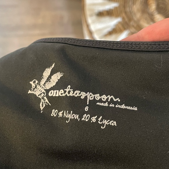 One Teaspoon Eagle Cage Bikini Set - Picture 5 of 5